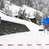 Zermatt s'était retrouvé coupé du monde pendant plusieurs jours après les fortes neiges qui se sont abattues sur le Valais. KEYSTONE/JEAN-CHRISTOPHE BOTT